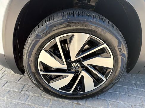 Certified 2026 Volkswagen Atlas SE AWD/4WD image 28