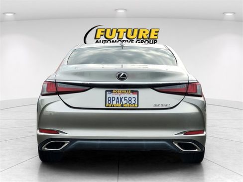 Used 2019 Lexus ES 350 image 5