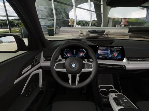 Used 2026 BMW X1 xDrive28i w/ Technology Package image 42