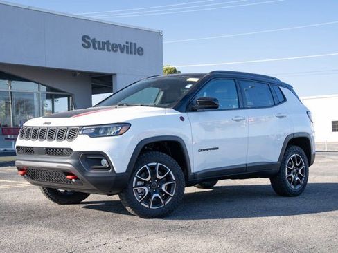 New 2026 Jeep Compass Trailhawk w/ Sun, Sound & Navigation Group AWD/4WD image 1