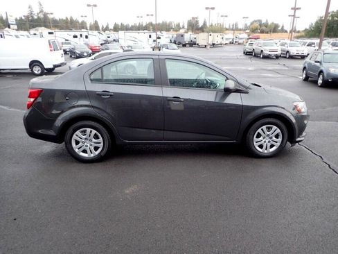 Used 2018 Chevrolet Sonic LS image 6