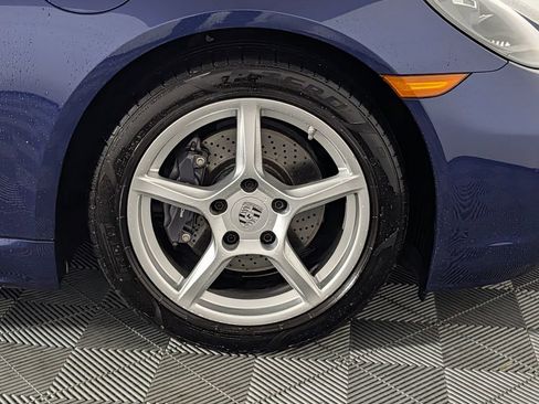 Certified 2024 Porsche 718 Boxster RWD image 14