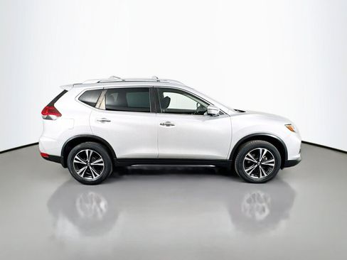 Used 2020 Nissan Rogue SV w/ Sun & Sound Touring Package AWD/4WD image 6