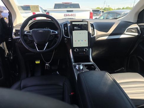 Used 2024 Ford Edge SEL w/ Convenience Package AWD/4WD image 10