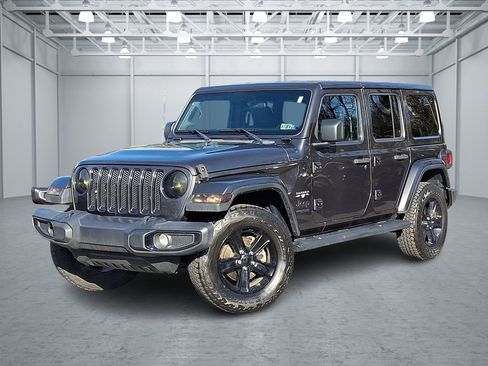 Used 2021 Jeep Wrangler Unlimited Sahara image 1