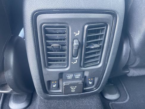 Used 2024 Dodge Durango GT AWD/4WD image 40