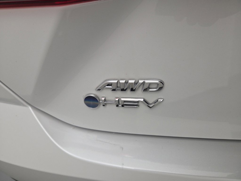 Used 2026 Toyota Camry XLE w/ Premium Plus Package AWD/4WD image 12