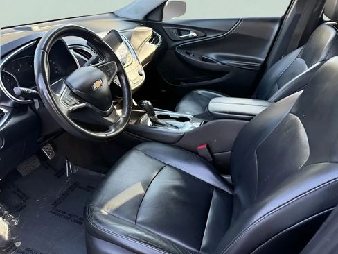 Used 2016 Chevrolet Malibu LT w/ Leather Package FWD image 19