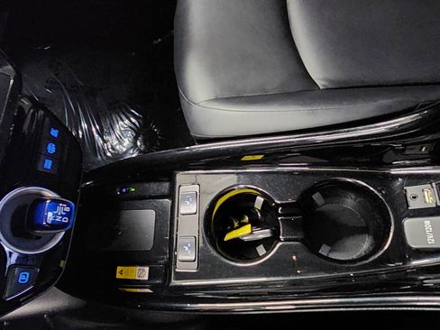 Used 2021 Toyota Prius Prime Limited image 43