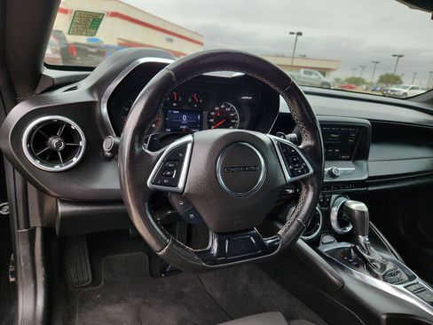 Used 2019 Chevrolet Camaro LT w/ RS Package RWD image 10