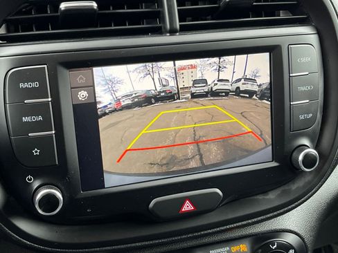 Used 2025 Kia Soul LX w/ LX Technology Package image 21