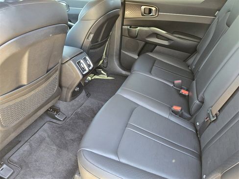 New 2025 Kia Sorento S w/ Panoramic Sunroof Package image 23