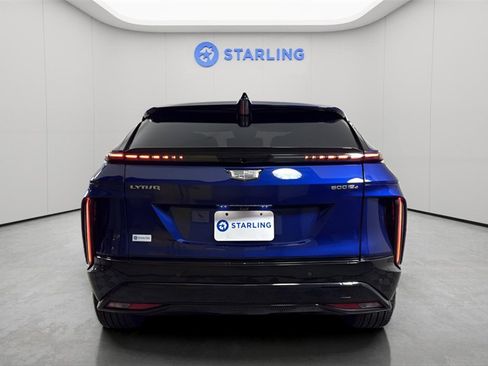 Used 2025 Cadillac Lyriq Sport image 7