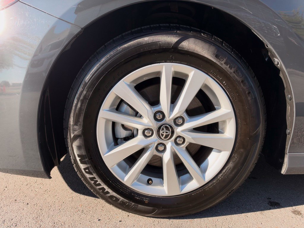 Used 2025 Toyota Camry LE FWD image 27
