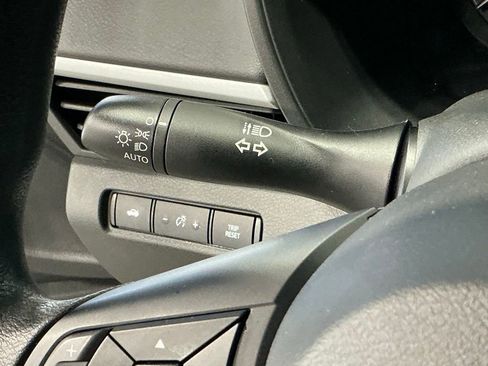 Used 2025 Nissan Altima 2.5 S image 12