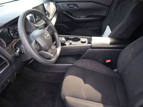 Certified 2025 Nissan Rogue S image 18