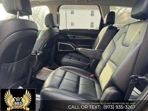 Used 2021 Kia Telluride EX w/ EX Premium Package image 11