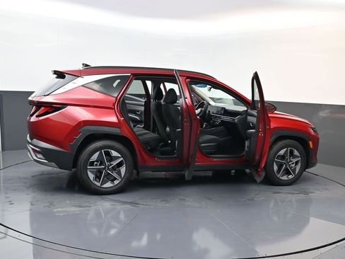 Certified 2025 Hyundai Tucson SEL image 21