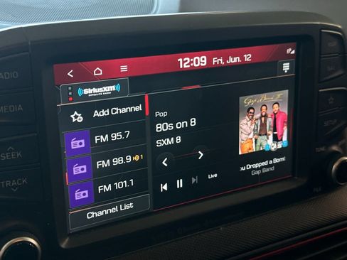 Used 2019 Hyundai Kona Ultimate FWD image 18