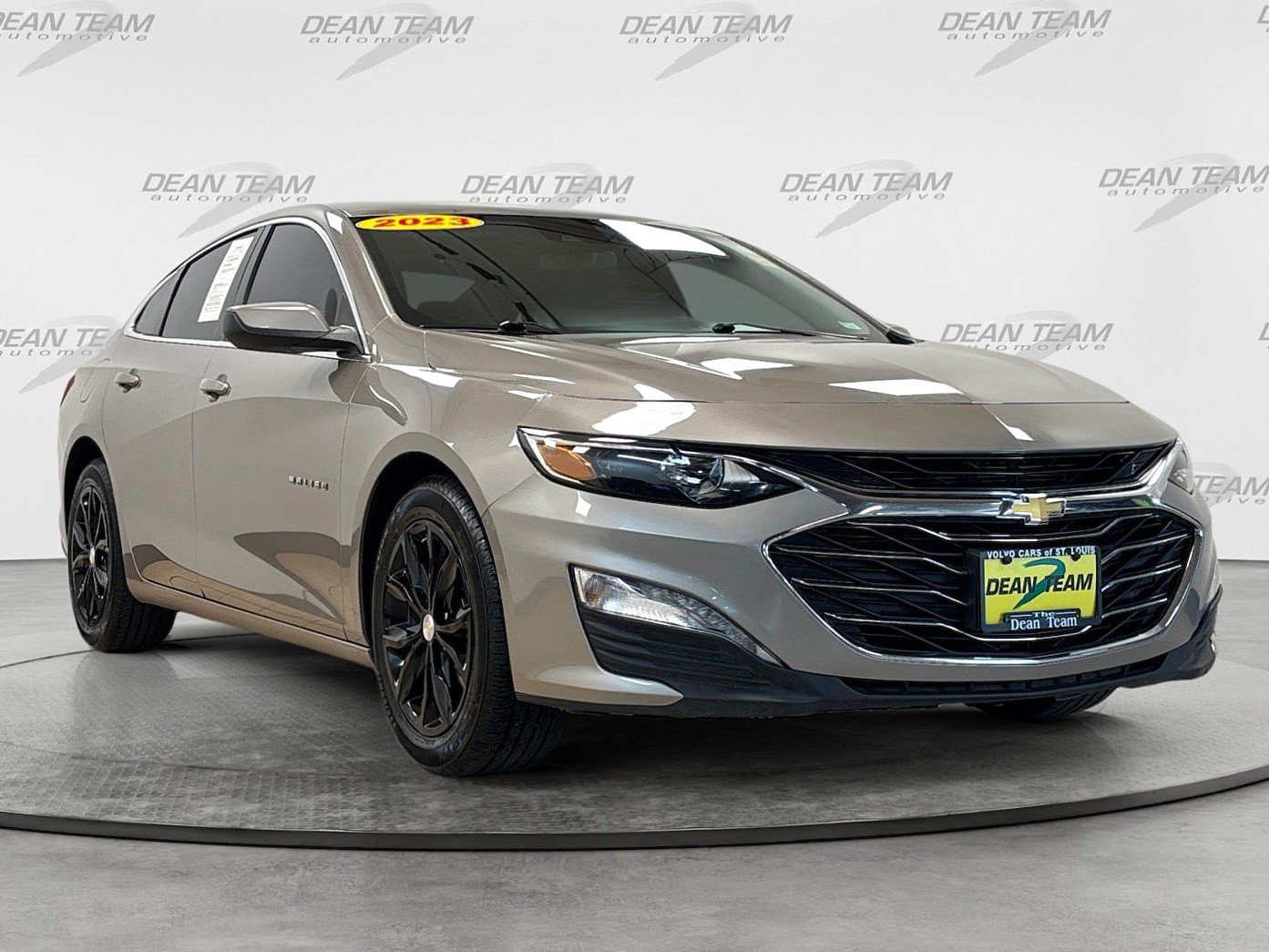 Used 2023 Chevrolet Malibu LT FWD image 3
