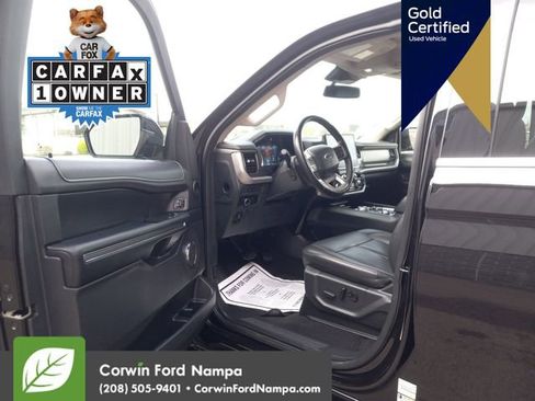 Used 2024 Ford Expedition Max XLT image 11