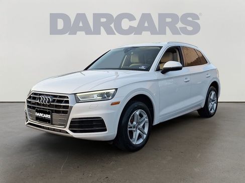 Used 2019 Audi Q5 2.0T Premium w/ Convenience Package image 3