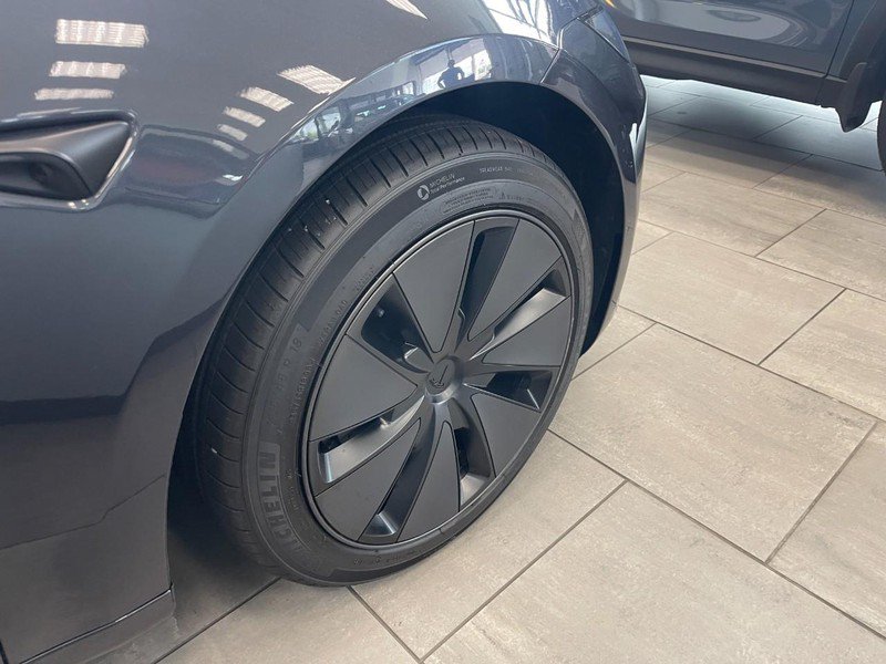 Used 2025 Tesla Model 3 RWD image 25