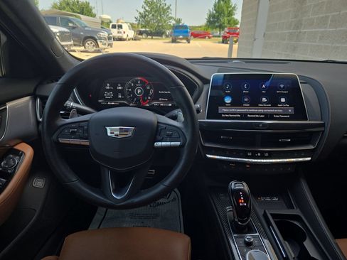 Used 2023 Cadillac CT5 V w/ Platinum Package AWD/4WD image 16
