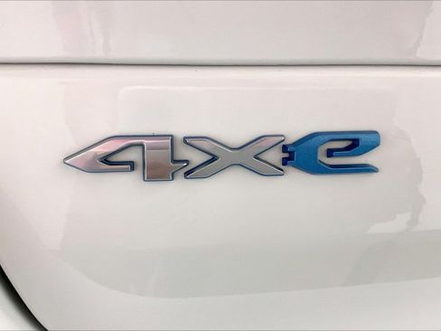 Used 2024 Jeep Grand Cherokee Limited 4xe AWD/4WD image 8