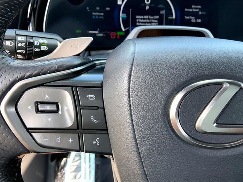 Certified 2025 Lexus TX 500h AWD w/ Technology Package image 24