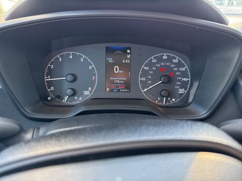 Used 2025 Toyota Corolla LE image 19