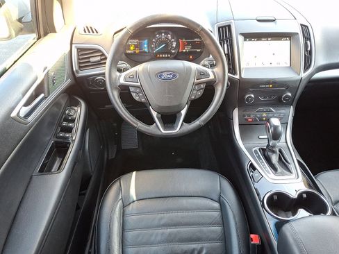 Used 2018 Ford Edge SEL w/ Equipment Group 201A image 12