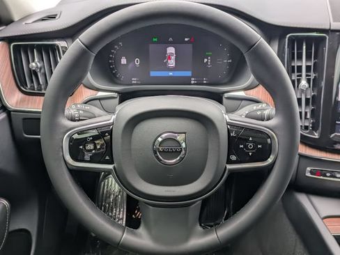 Certified 2024 Volvo XC60 T8 Ultimate AWD/4WD image 16