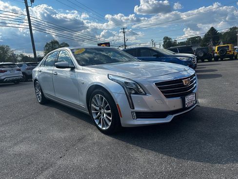 Used 2017 Cadillac CT6 Luxury image 3