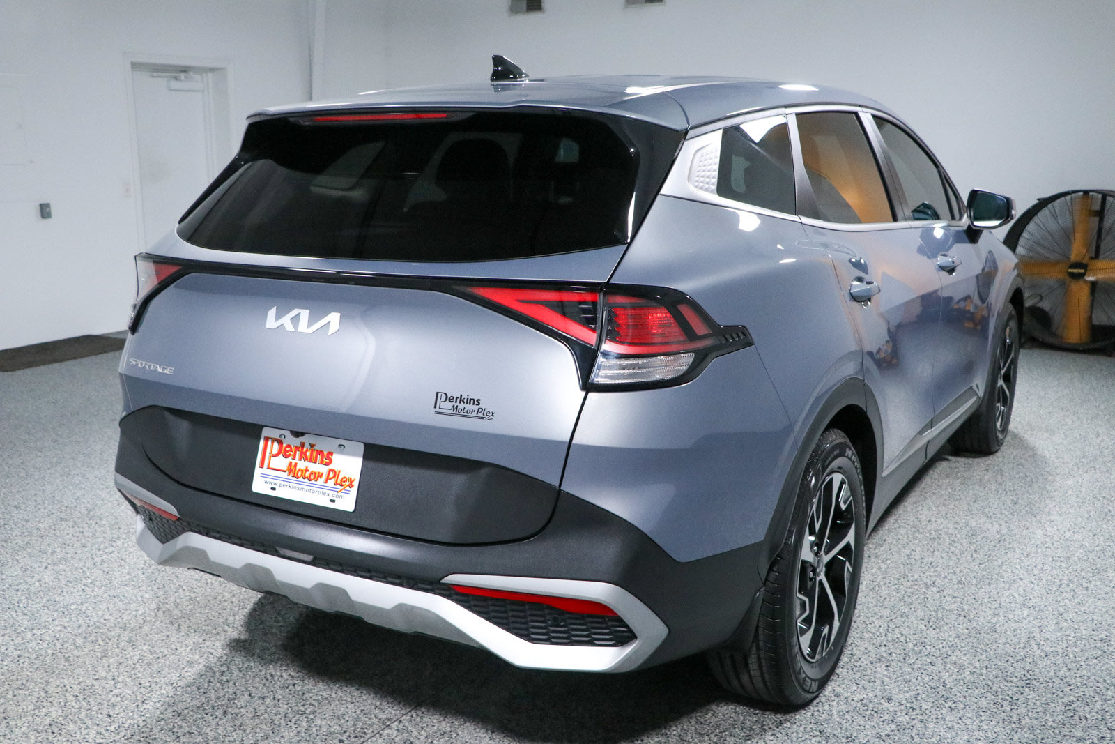 Used 2023 Kia Sportage EX FWD image 7