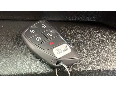 Used 2024 Chevrolet Silverado 1500 LT image 17