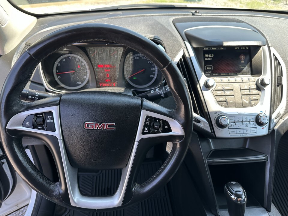 Used 2017 GMC Terrain SLE w/ Convenience Package AWD/4WD image 12