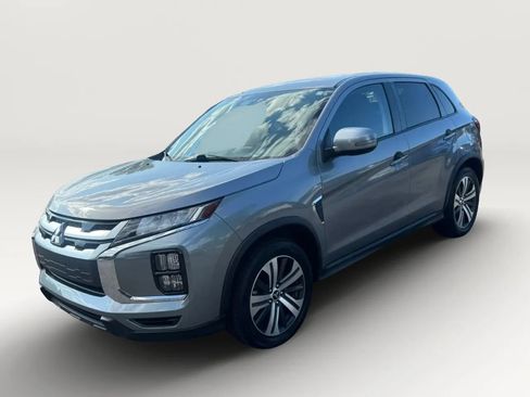 Used 2021 Mitsubishi Outlander Sport SE FWD image 3