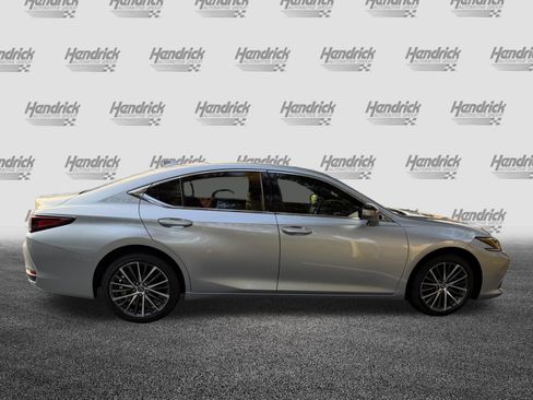 Certified 2023 Lexus ES 250 w/ Premium Package AWD/4WD image 10