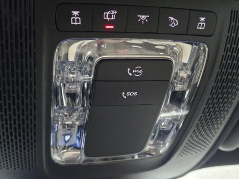 Certified 2025 Mercedes-Benz GLB 250 4MATIC image 44