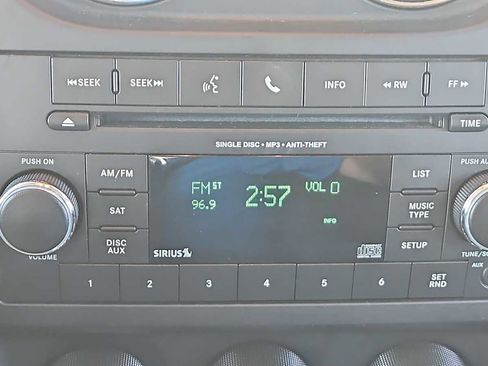 Used 2012 Jeep Patriot Latitude w/ Sun/Sound Group image 12