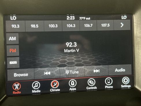 Used 2019 Dodge Durango SXT AWD/4WD image 16