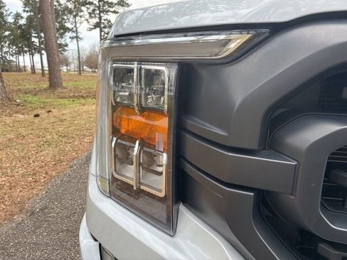 Used 2022 Ford F150 XLT w/ Equipment Group 302A High image 9