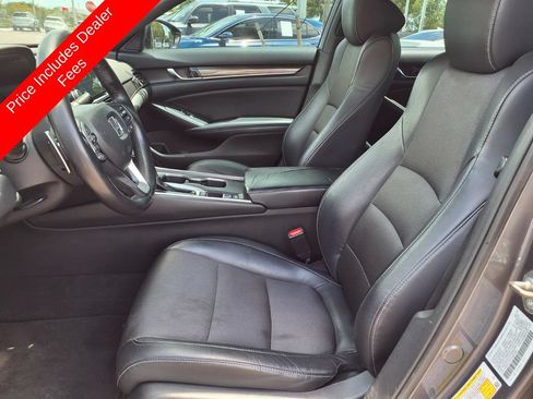 Used 2018 Honda Accord Sport image 21