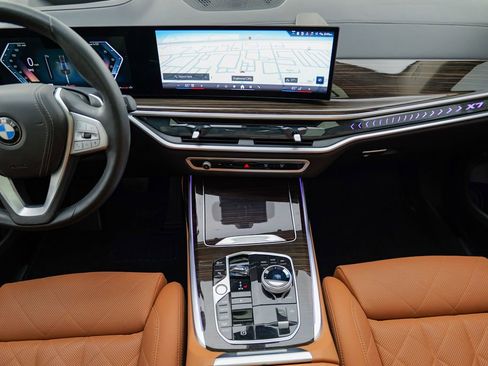 Used 2024 BMW X7 xDrive40i w/ Executive Package AWD/4WD image 53