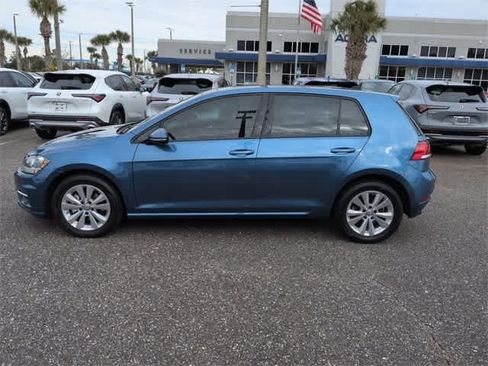 Used 2021 Volkswagen Golf 4-Door image 5