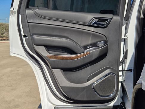 Certified 2019 Chevrolet Tahoe LT image 15