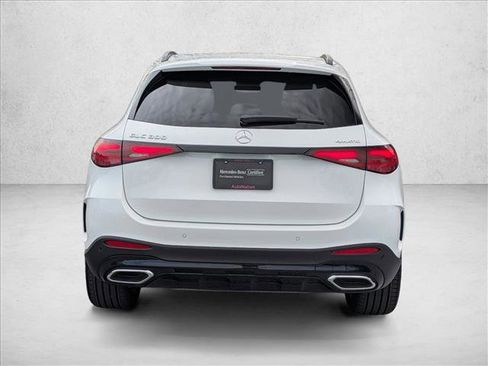 Certified 2025 Mercedes-Benz GLC 300 GLC 300 image 7