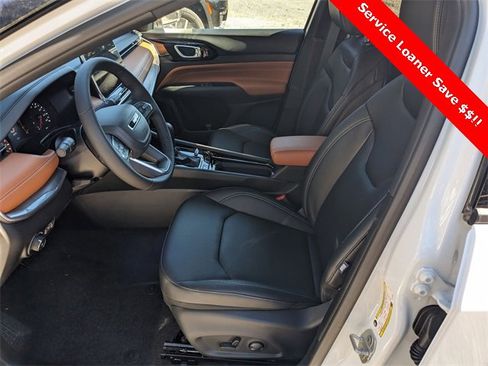 New 2025 Jeep Compass Limited w/ Sun & Sound Group image 6