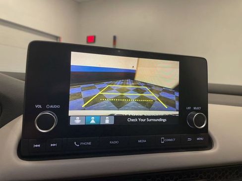 Certified 2025 Honda HR-V LX image 17